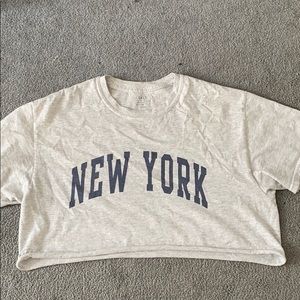 Brandy Melville “new York” cropped top